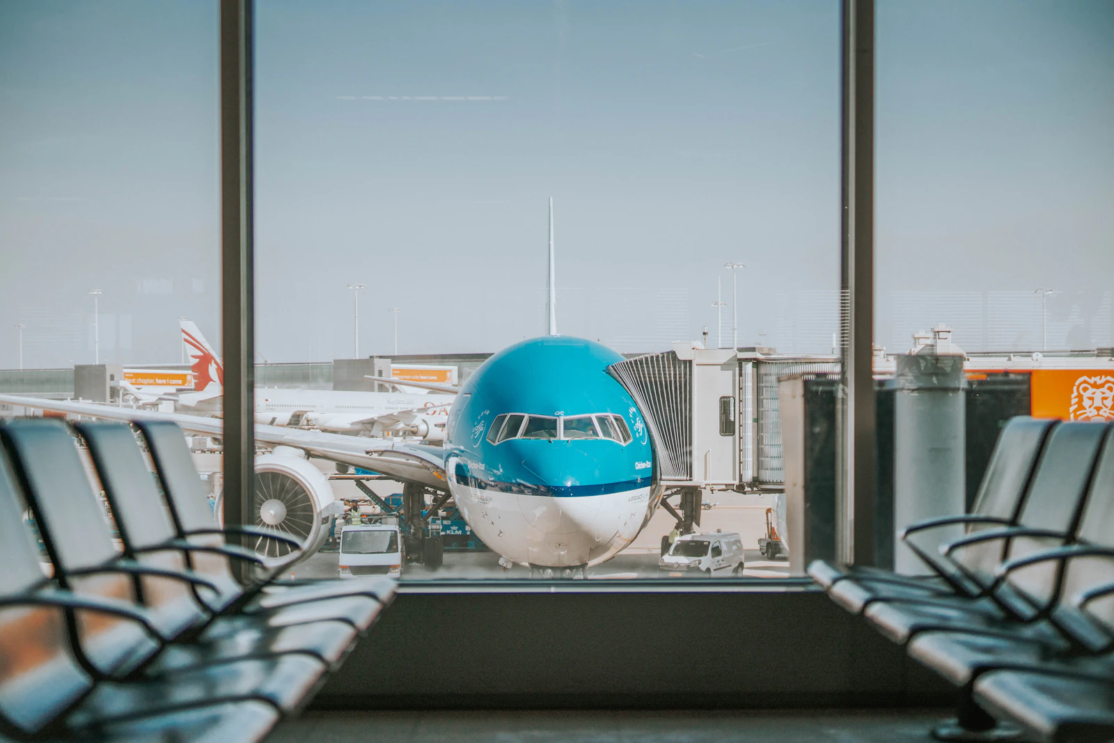 Flughafen Shuttle Frankfurt: Privater Shuttle-Service zum Festpreis Flugzeug am Gate – Shuttle zum Flughafen Frankfurt