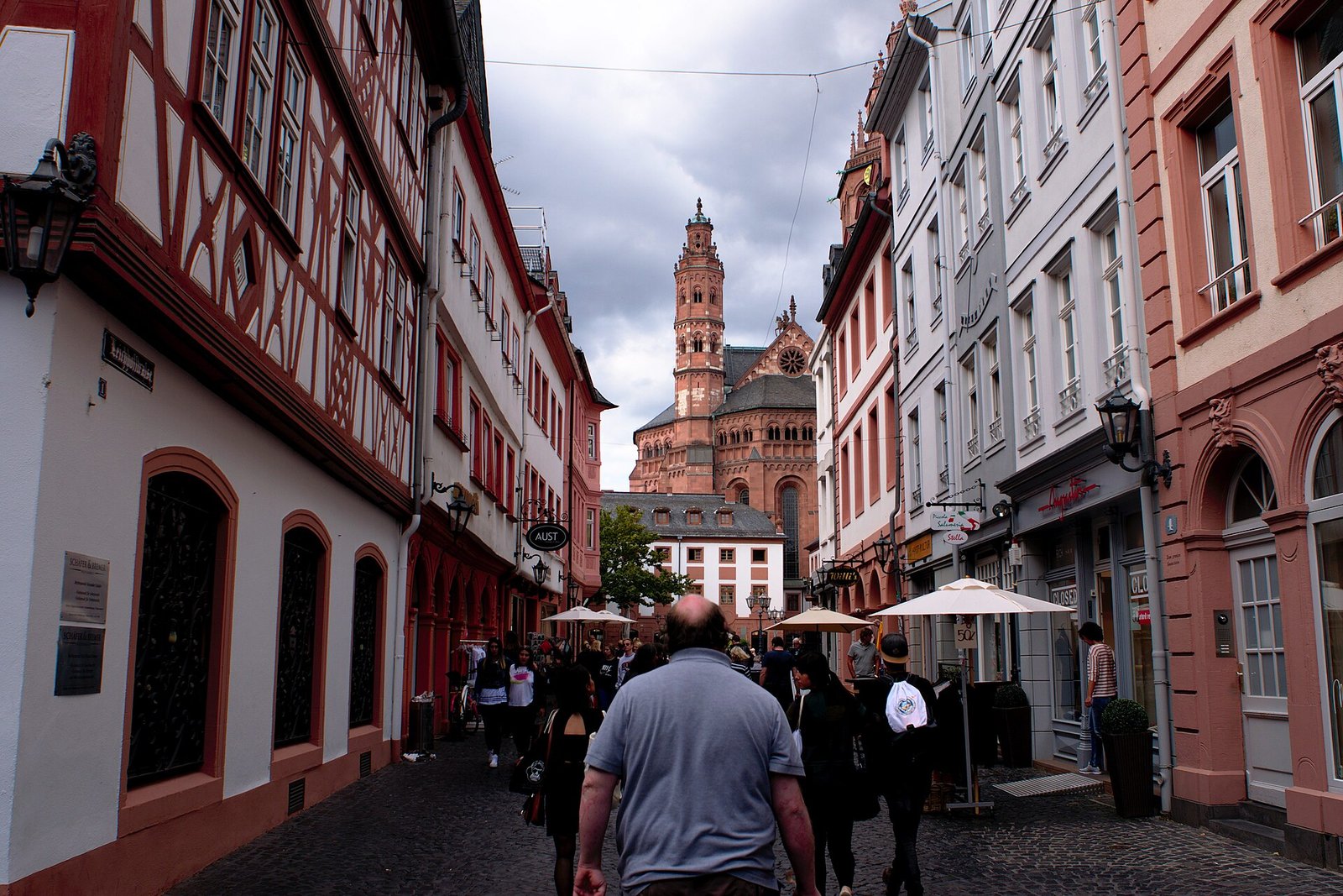 Mainz Cathedral of St. Martin, destination of a private transfer from Frankfurt Airport